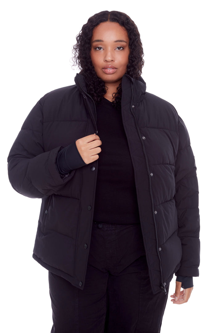 FORILLON PLUS | WOMEN'S VEGAN DOWN (RECYCLED) SHORT QUILTED PUFFER JACKET, BLACK (PLUS SIZE)