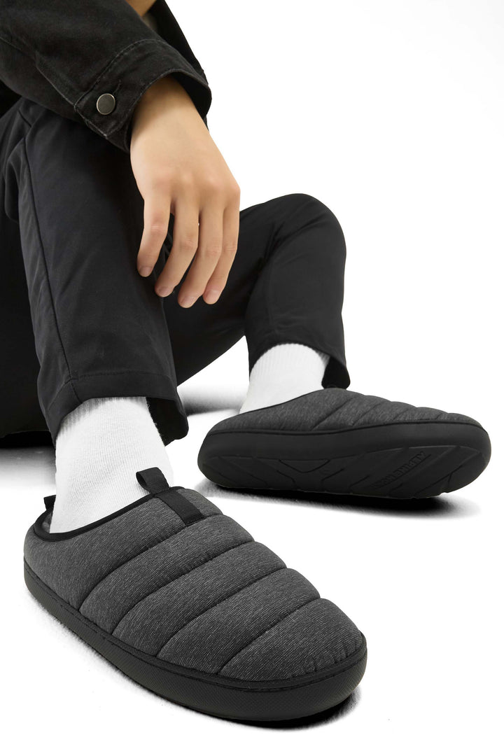 INSULATED PUFFER SLIPPERS, GREY