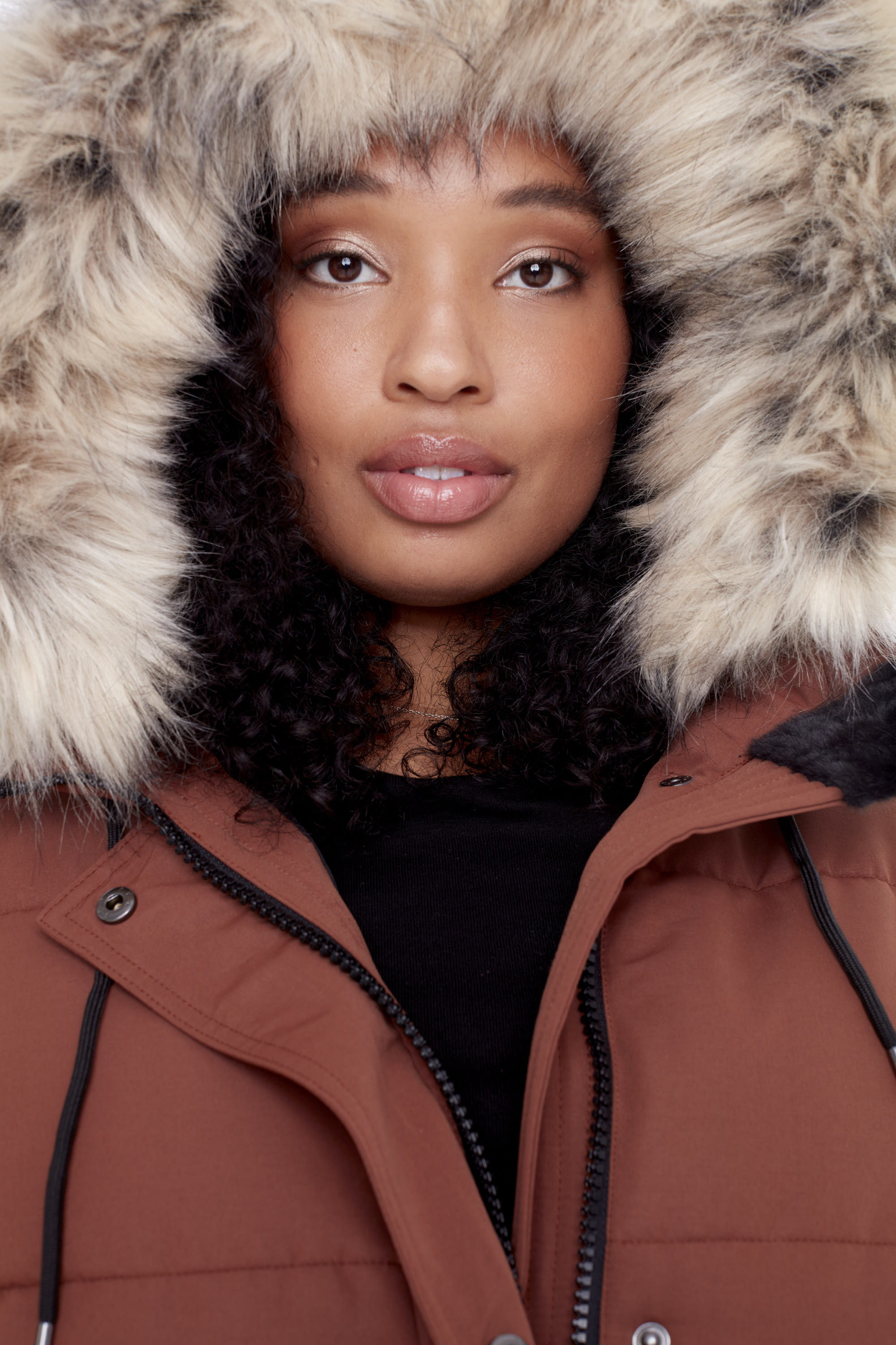 AULAVIK PLUS | WOMEN'S VEGAN DOWN (RECYCLED) MID-LENGTH HOODED